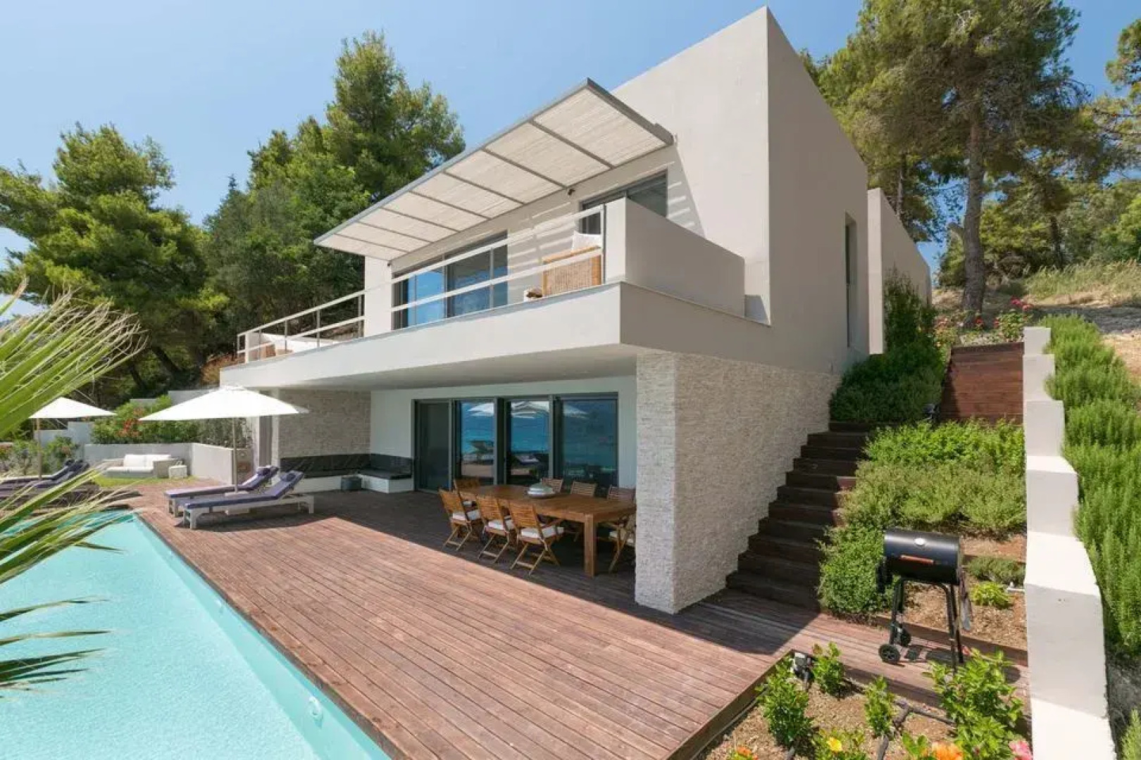 Villa Kastos-Beachfront Villa