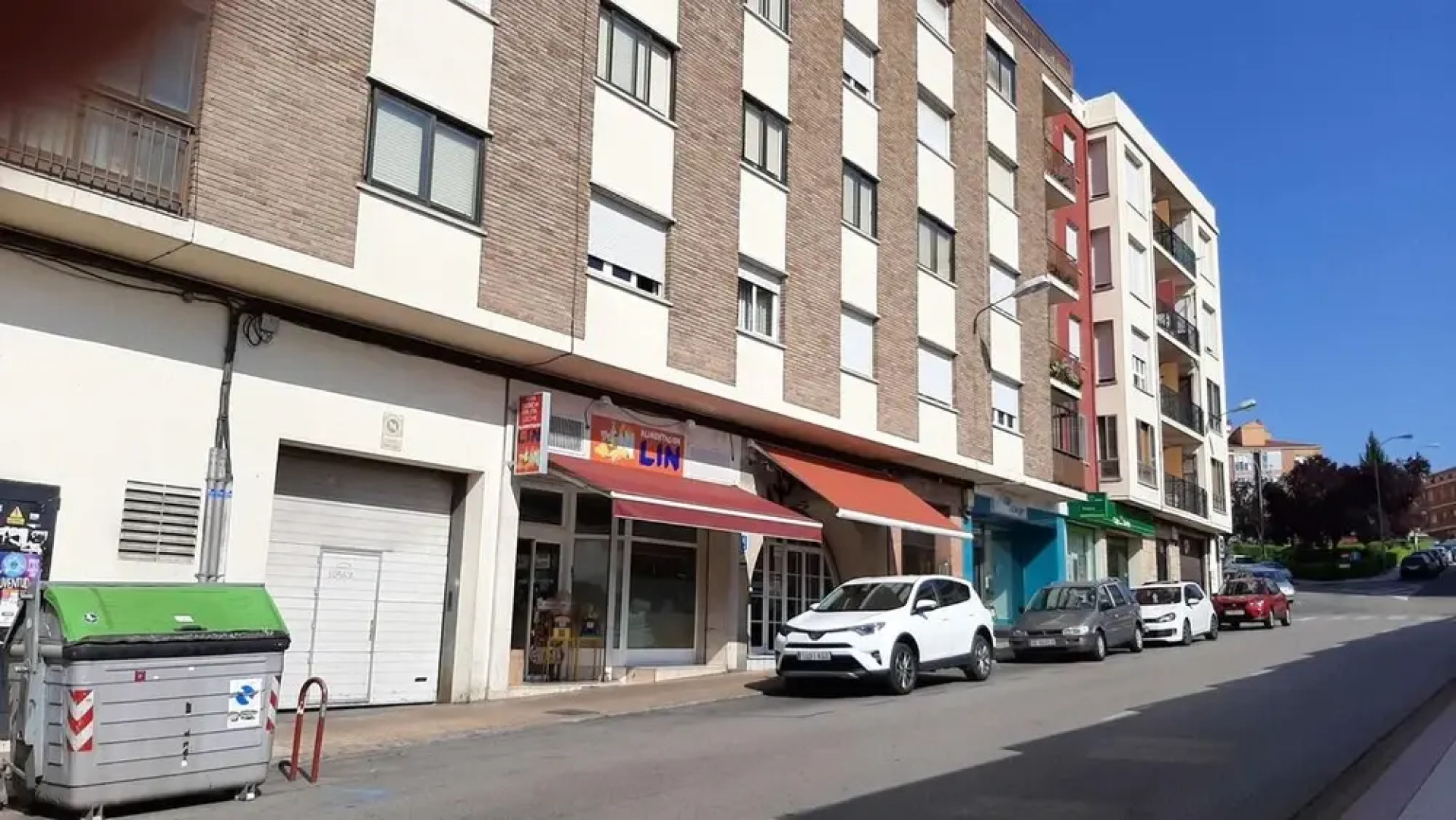 Apartment With 4 Bedrooms in Soria