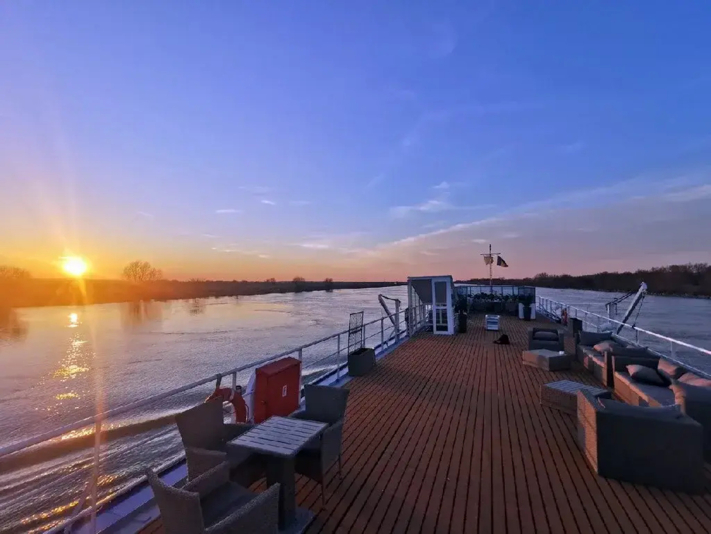 MS DIANA - Nava de croaziera pe Dunare