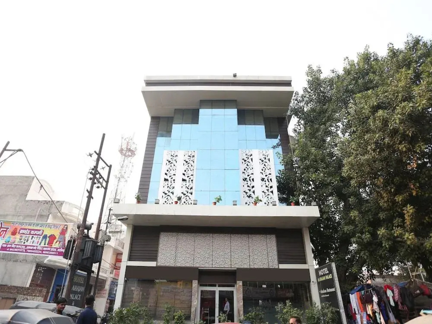 OYO 15848 Hotel Mahajan Palace