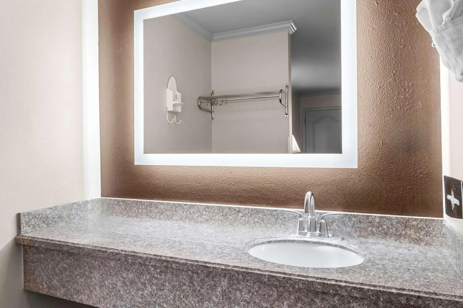 Best Western Skyline Motor Lodge