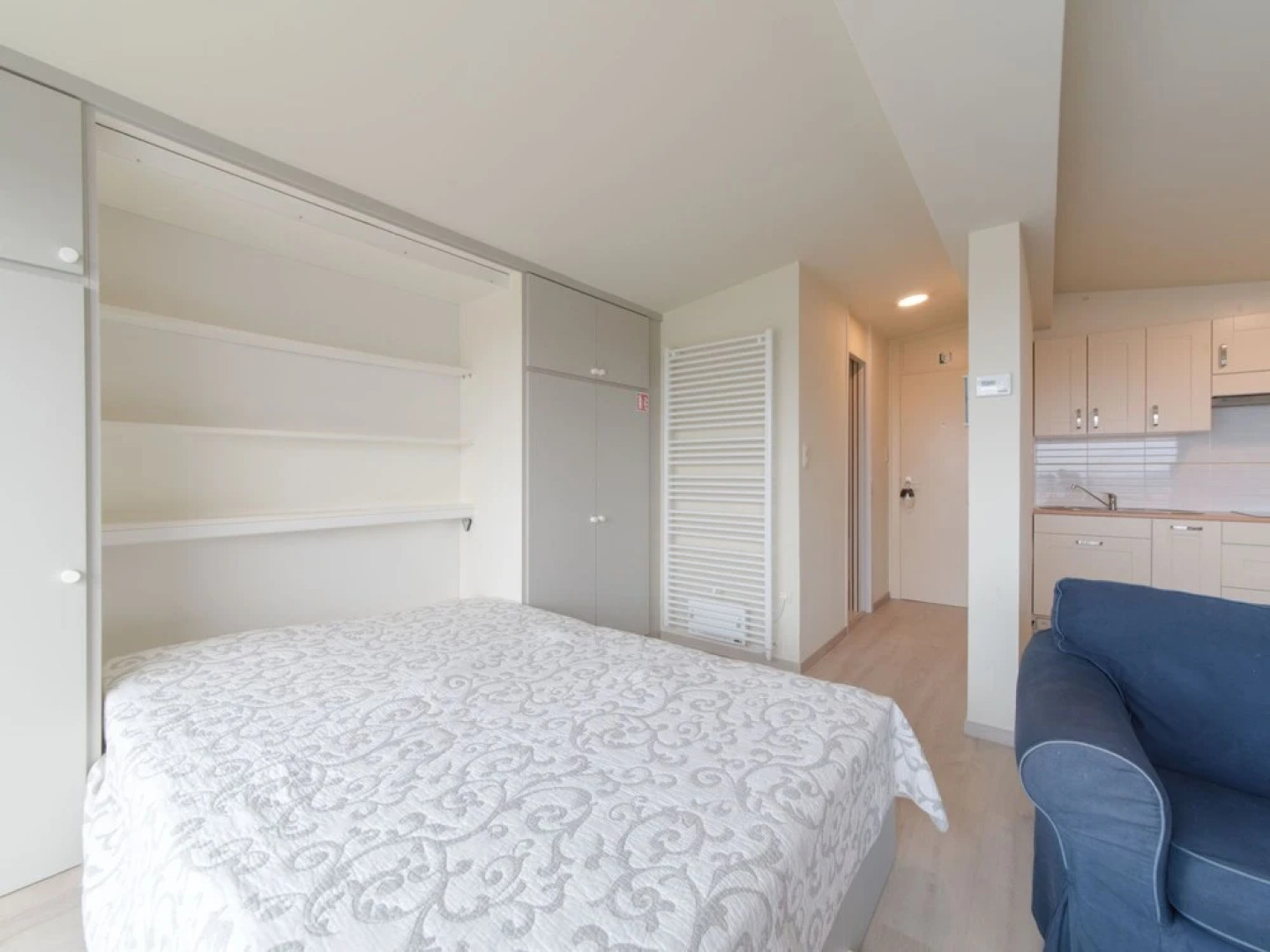 High in the sky De Haan