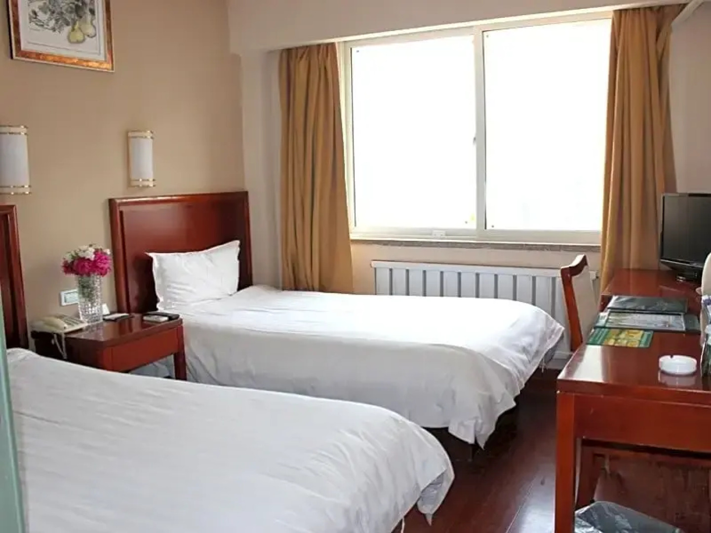 GreenTree Inn Yantai South Street Hotel