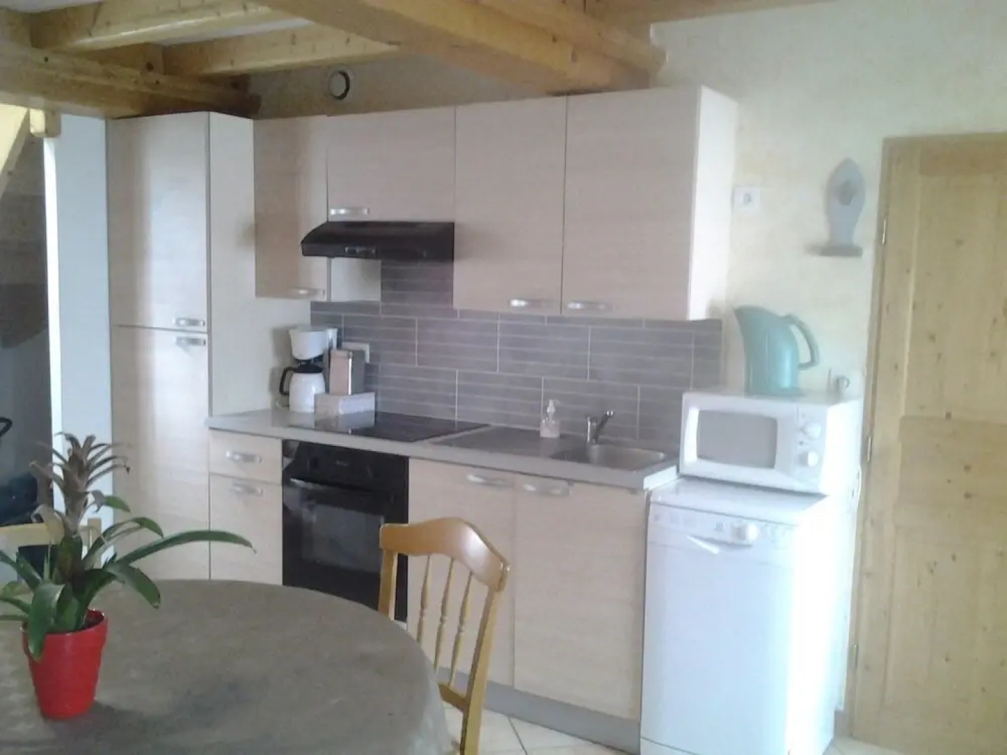 House With 2 Rooms in Le Vast, With and Enclosed Garden - 10 km From t