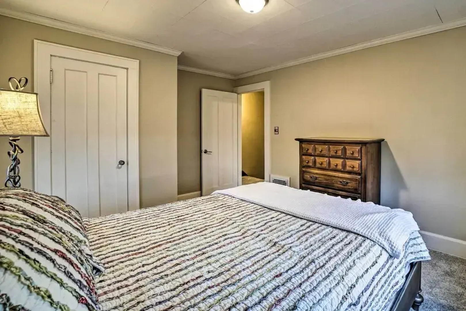Charming & Family-friendly Zanesville Home!