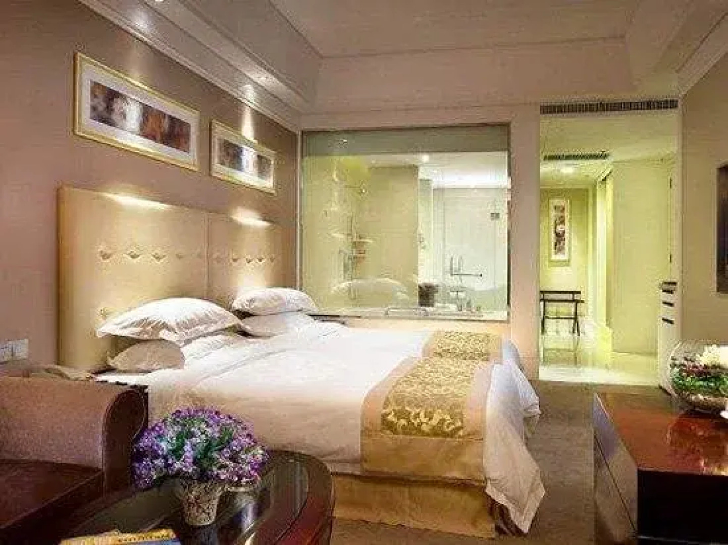 Wenjing International Hotel