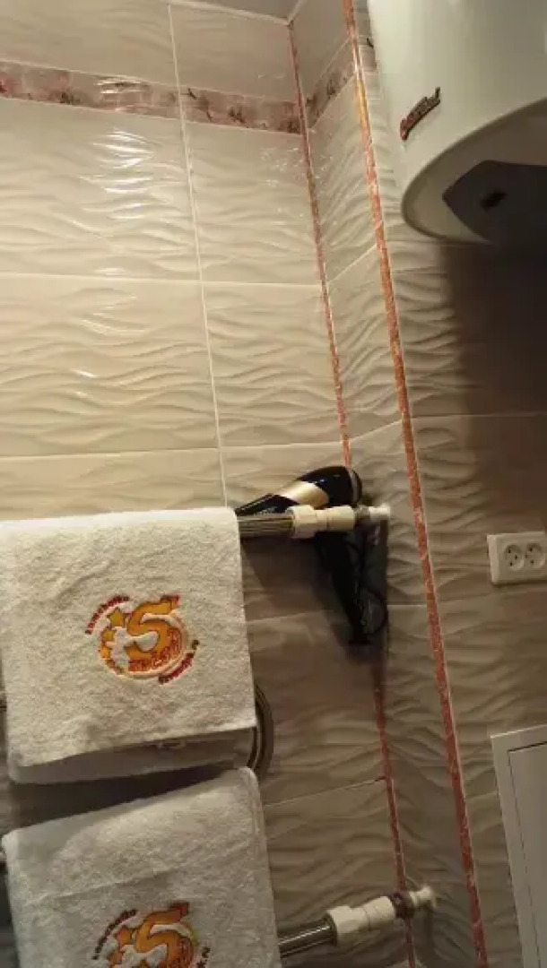 Апартаменты на проспекте 50 лет Октября 4/1