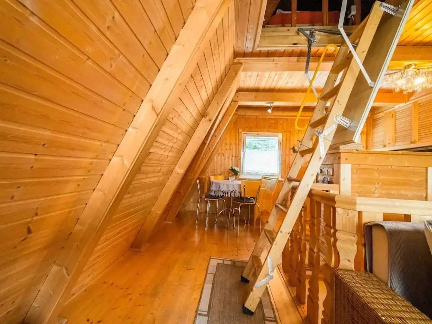 Cozy Forest Hideaway in Suhl