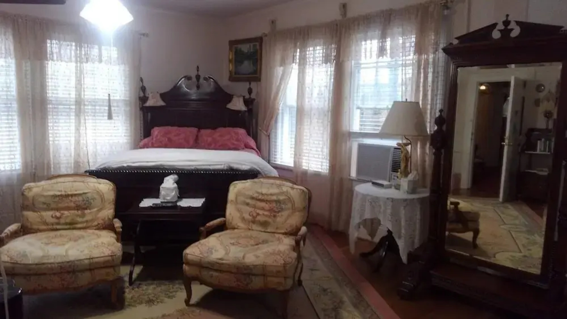 The Inn At Brevard - Bed And Breakfast - Adult Only
