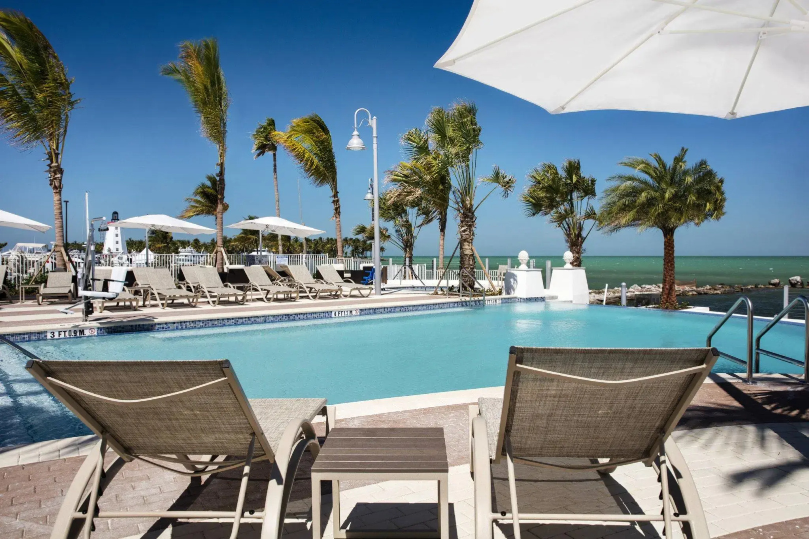 Courtyard by Marriott Faro Blanco Resort