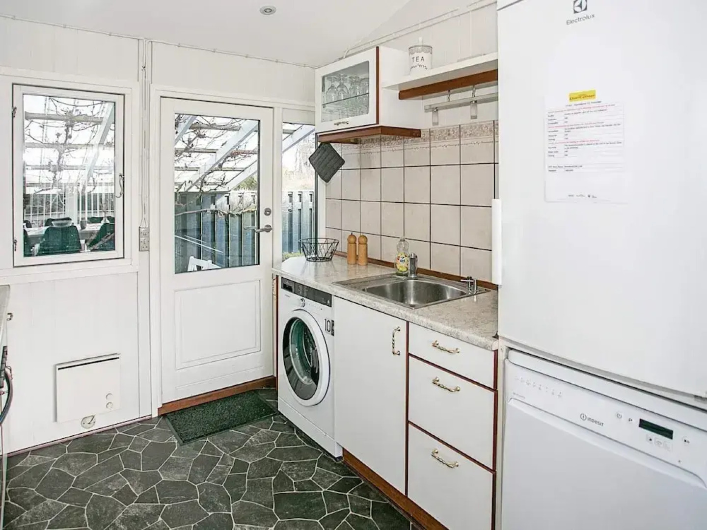 Secluded Retreat by Water - By Traum Ferienwohnungen