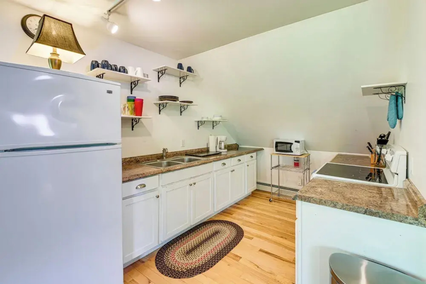 1 Mi to Acadia National Park: Spacious Retreat!