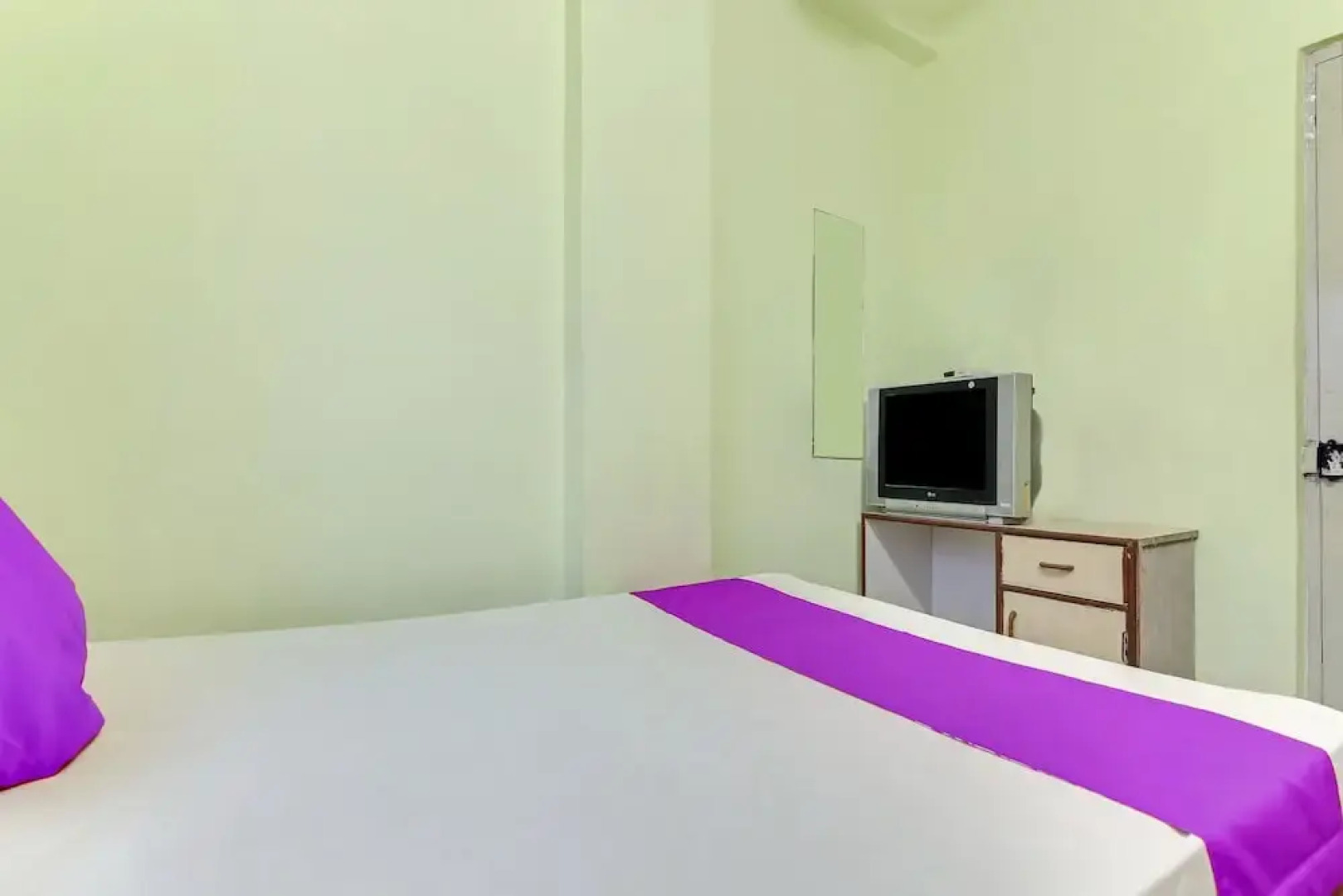 SPOT ON 45666 Pavan Residency