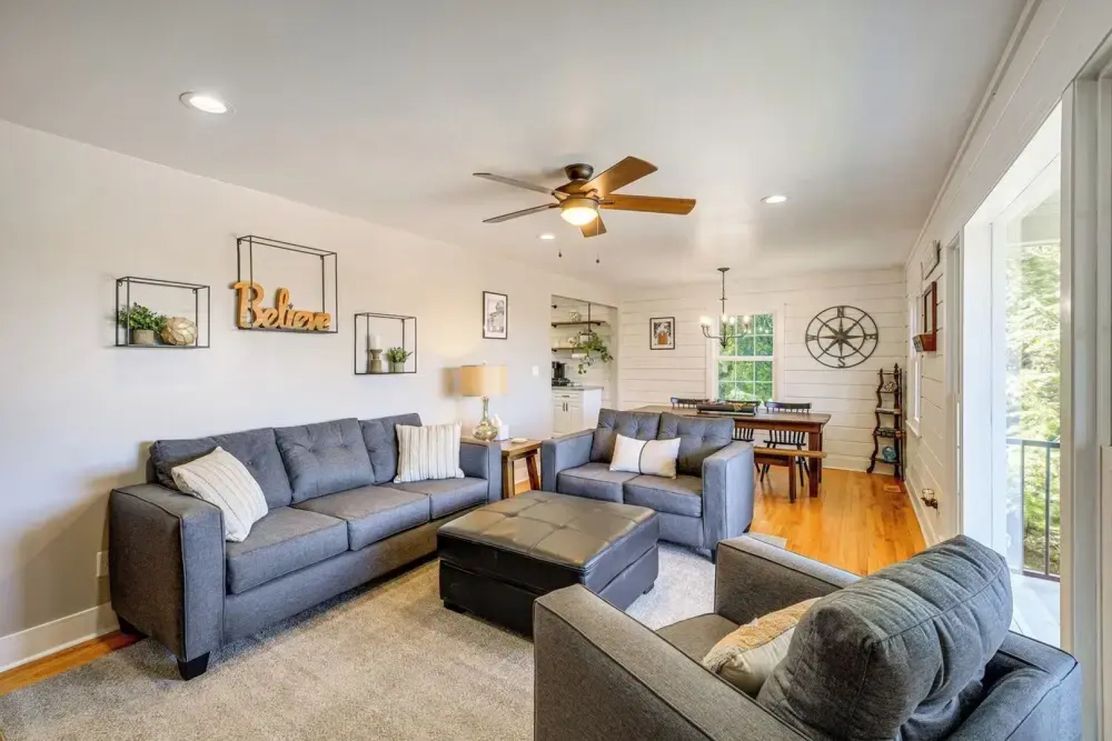 Walk to Radford University: Home w/ Fire Pit!