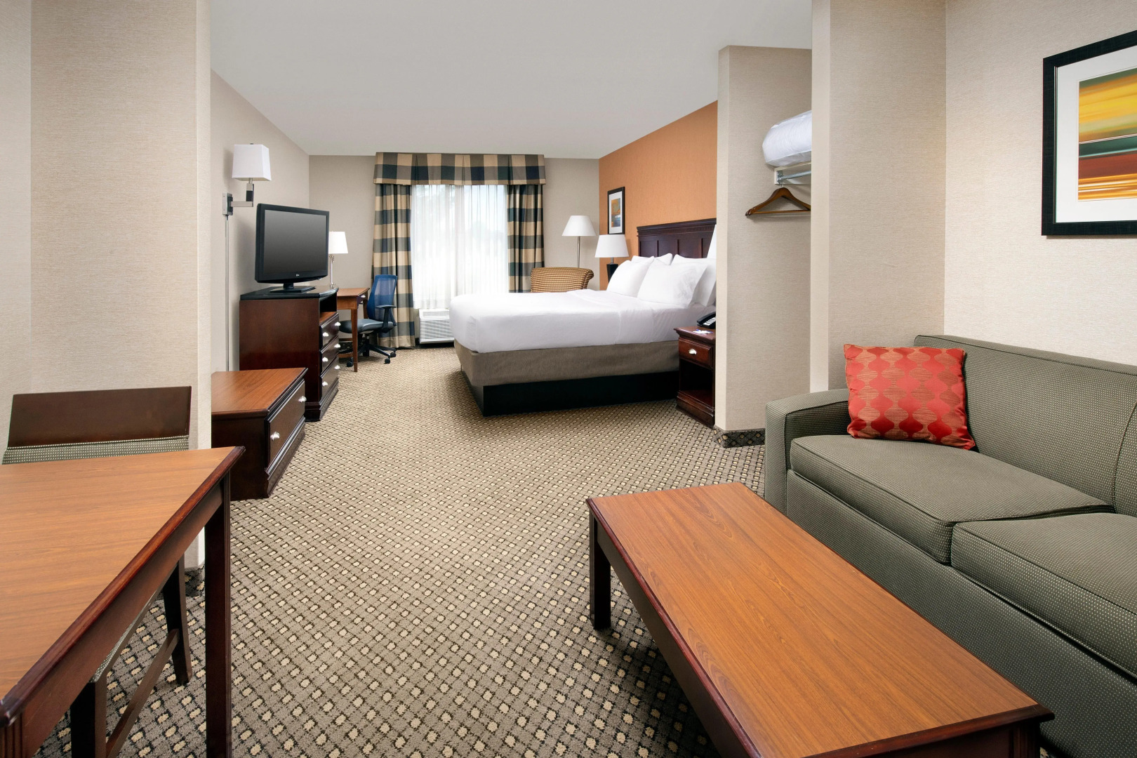 Holiday Inn Express Hotel & Suites Chambersburg by IHG