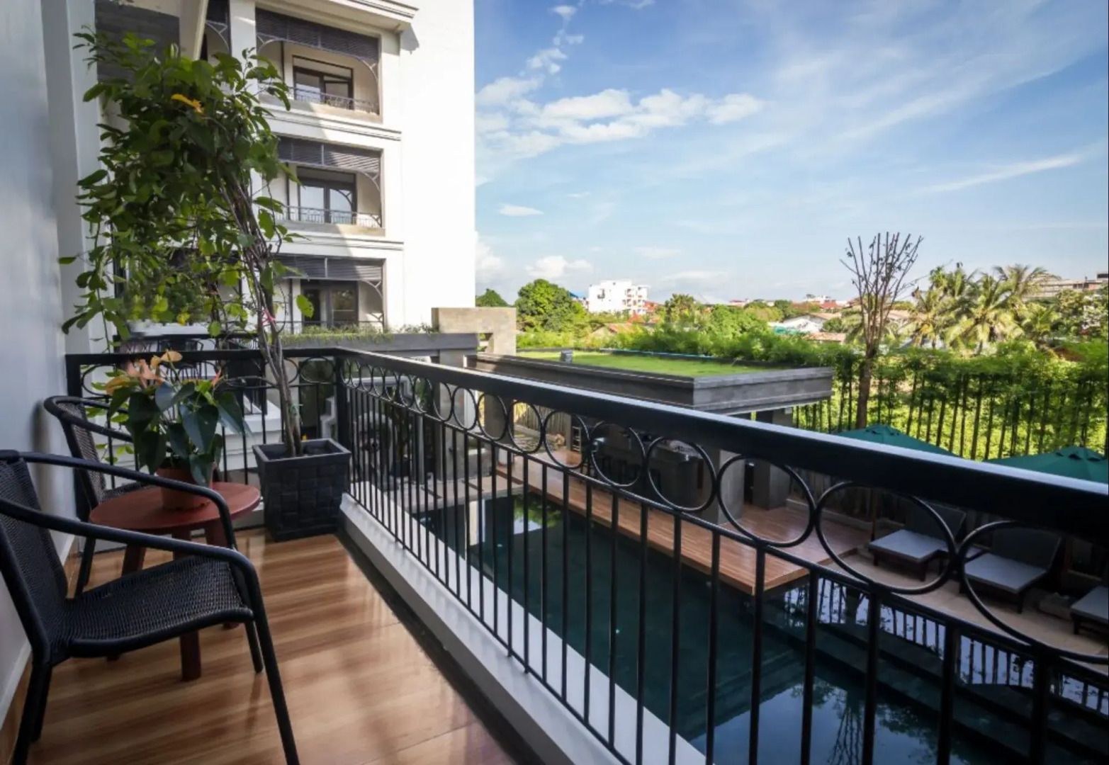 Bayon Modern Residence