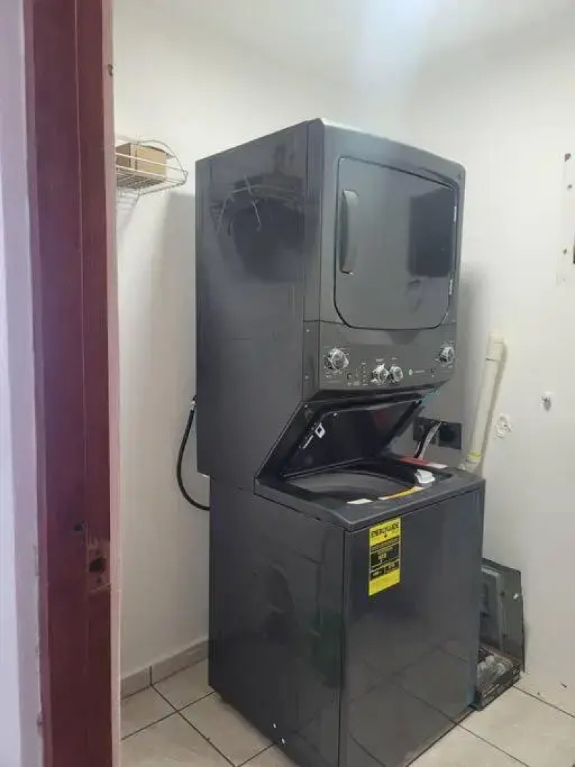 Peaceful ocean front home near Rainforest & rivers 102