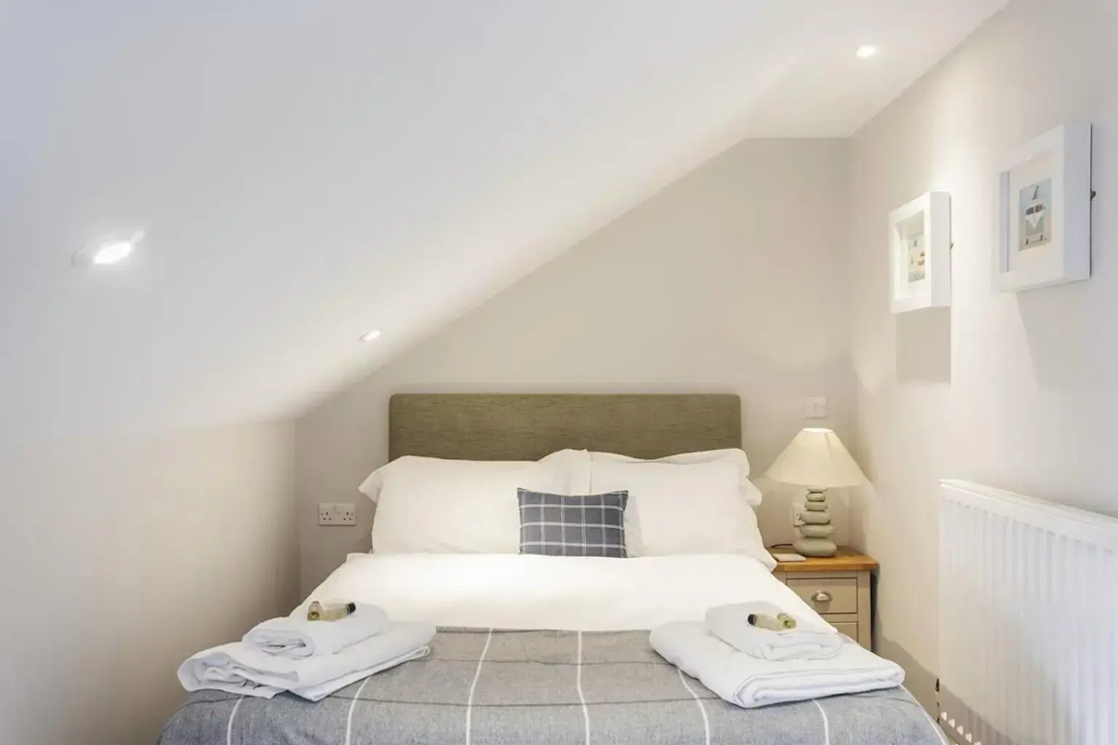 Plume Of Feathers B&B