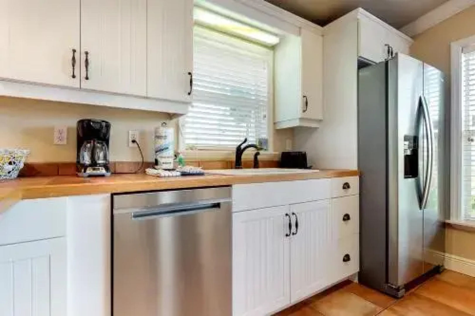 Palm Isle 3204 by RedAwning