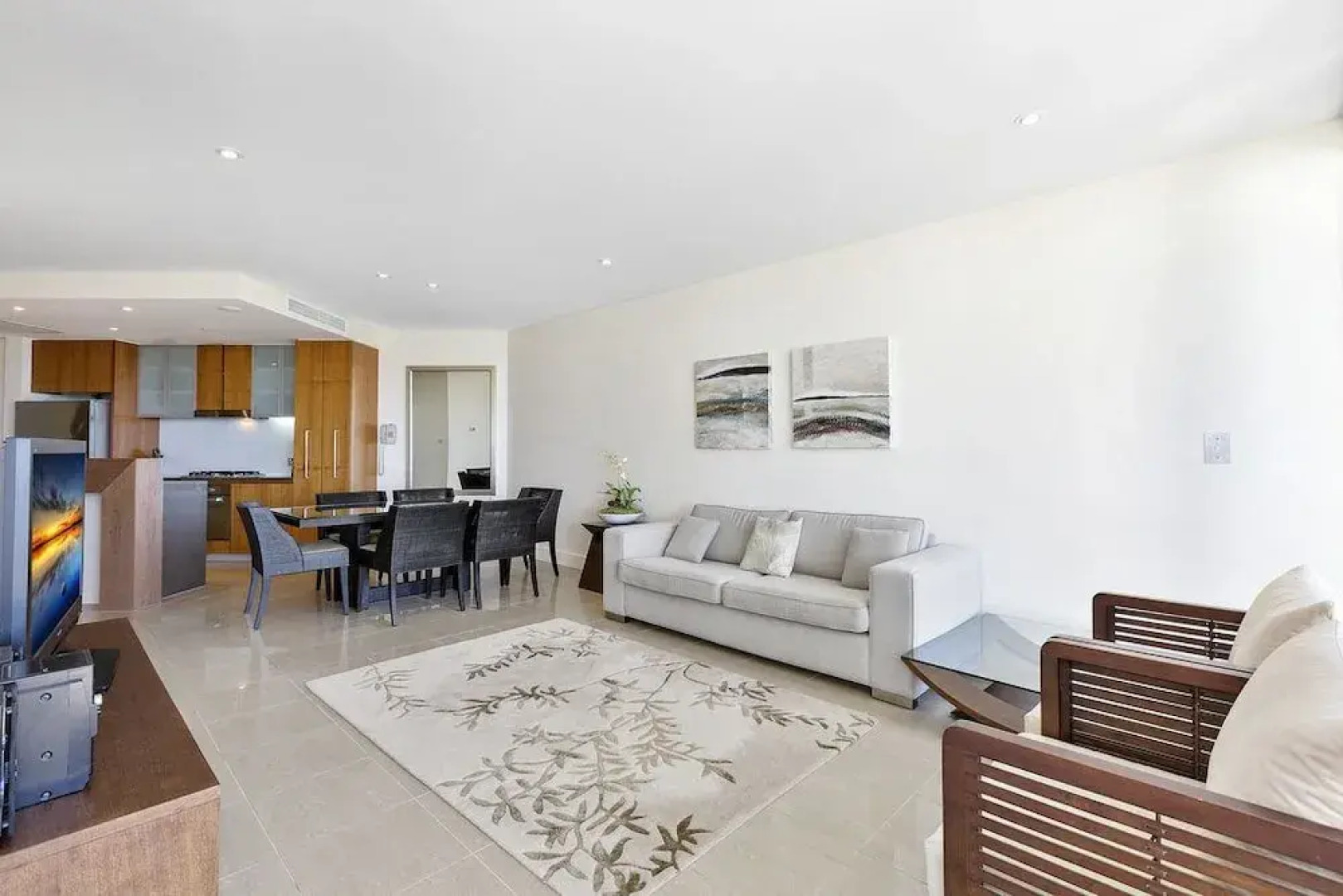 Cotton Beach Suite 108