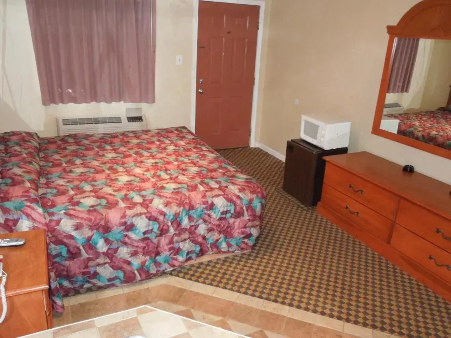 Red Carpet Inn