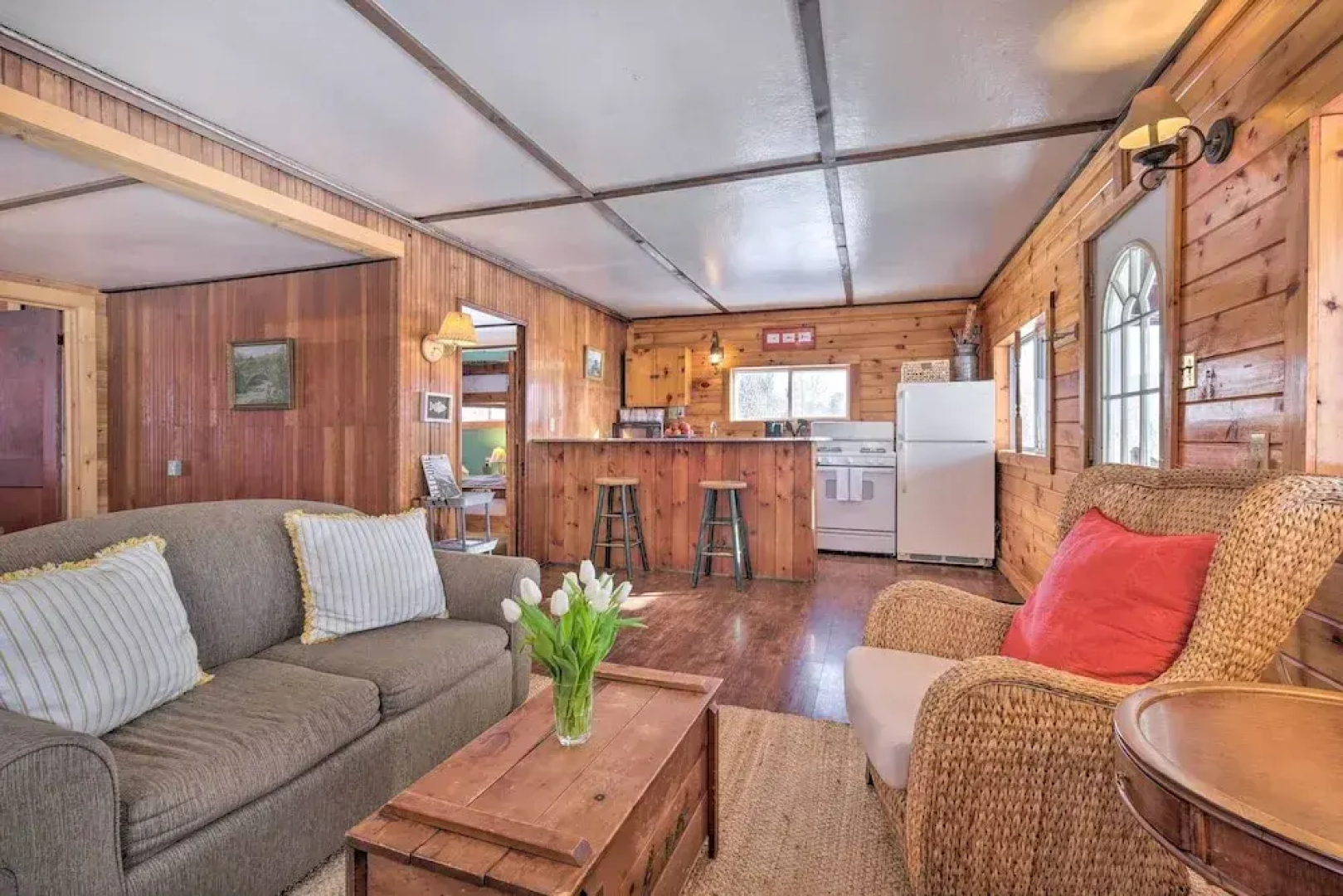 Picturesque Maine Getaway w/ Lake Access!