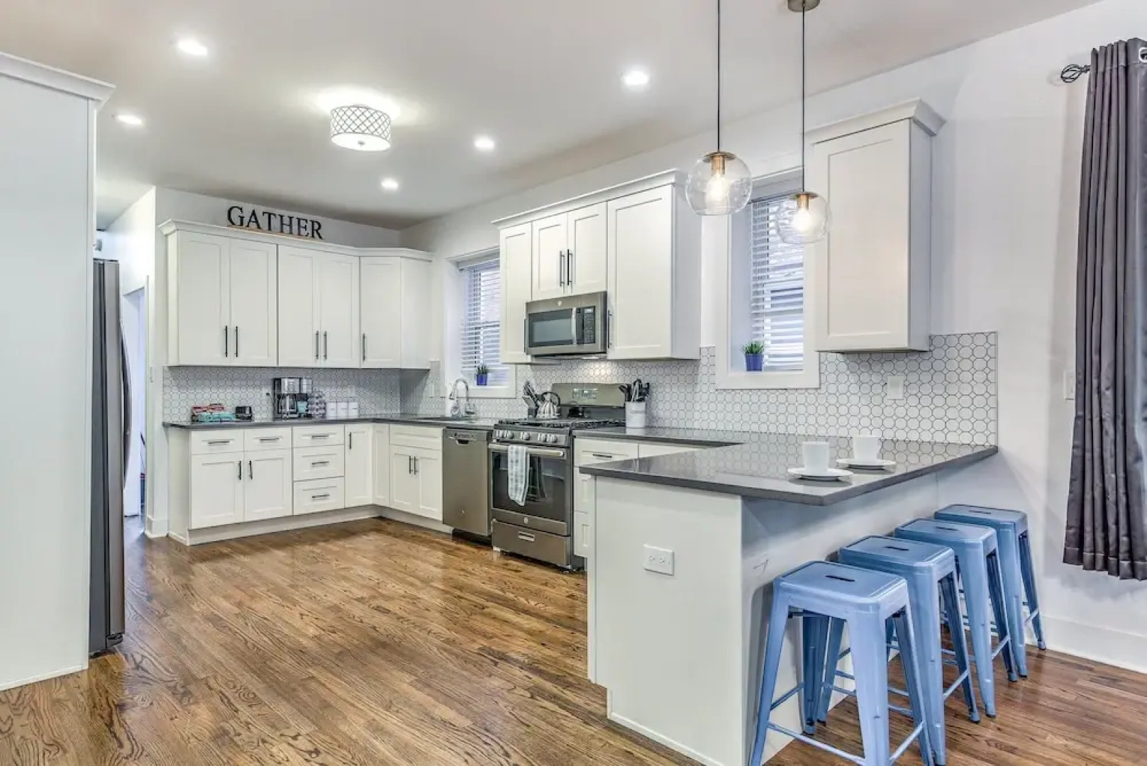 Expansive Downtown Home | JZ Vacation Rentals