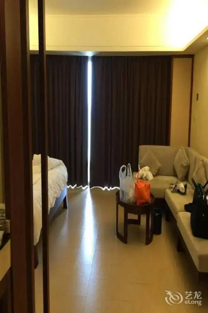 Yijing Holiday Hotel