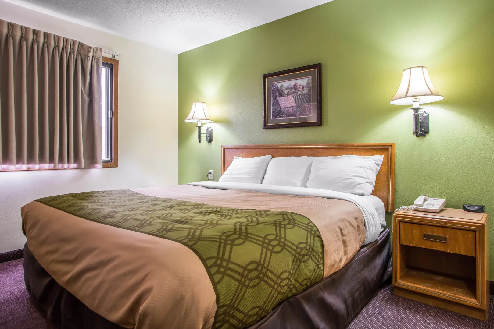 Econo Lodge Inn & Suites Dubuque