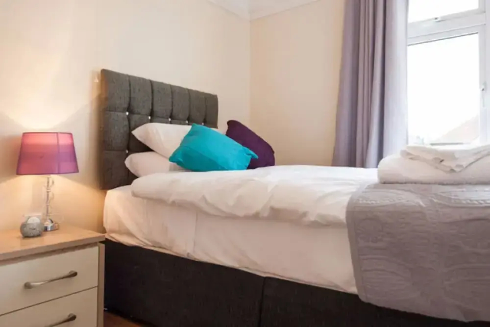 Holiday Home - Sleeps 7