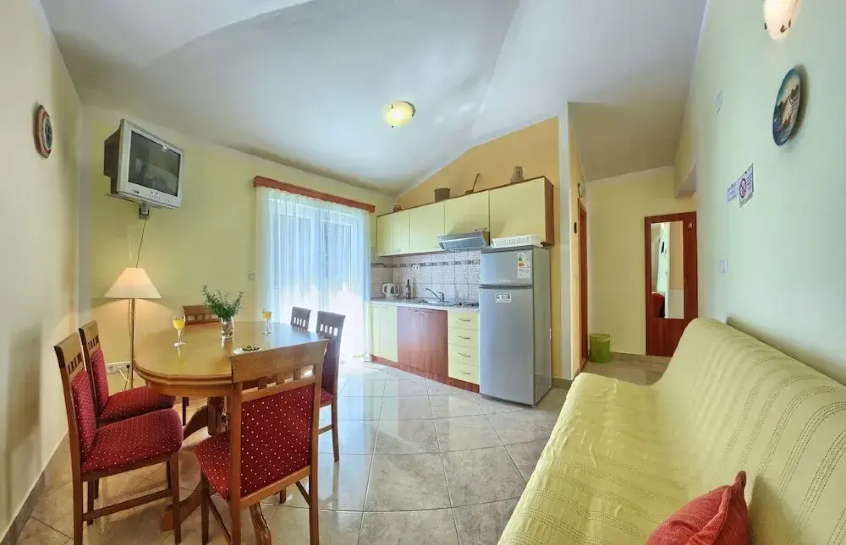 APARTMANI-RUZMARIN
