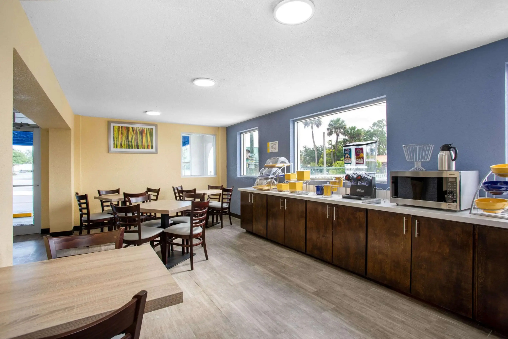 Days Inn by Wyndham Apopka/Orlando