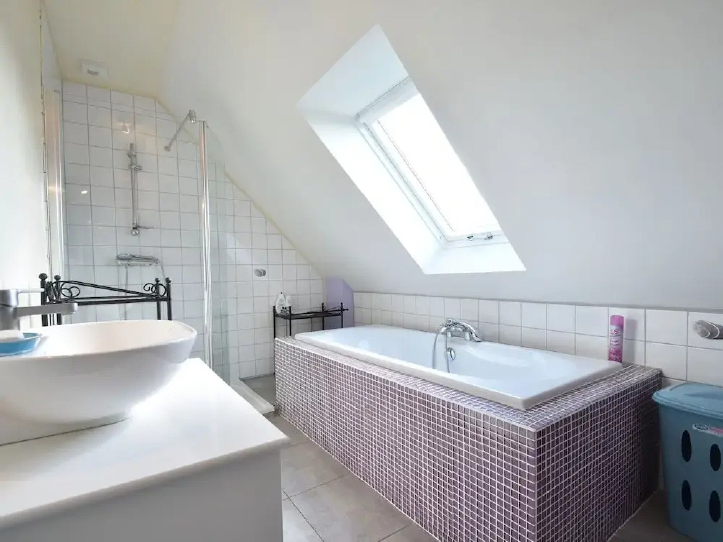 Luxurious Holiday Home in Plouhinec Near Sea