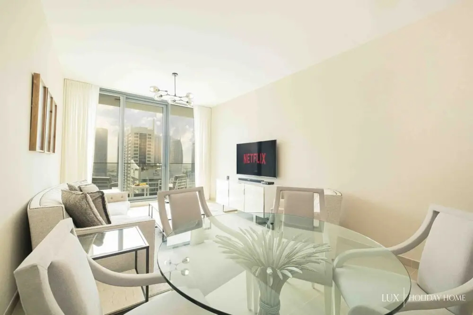 LUX Contemporary Suite View 7