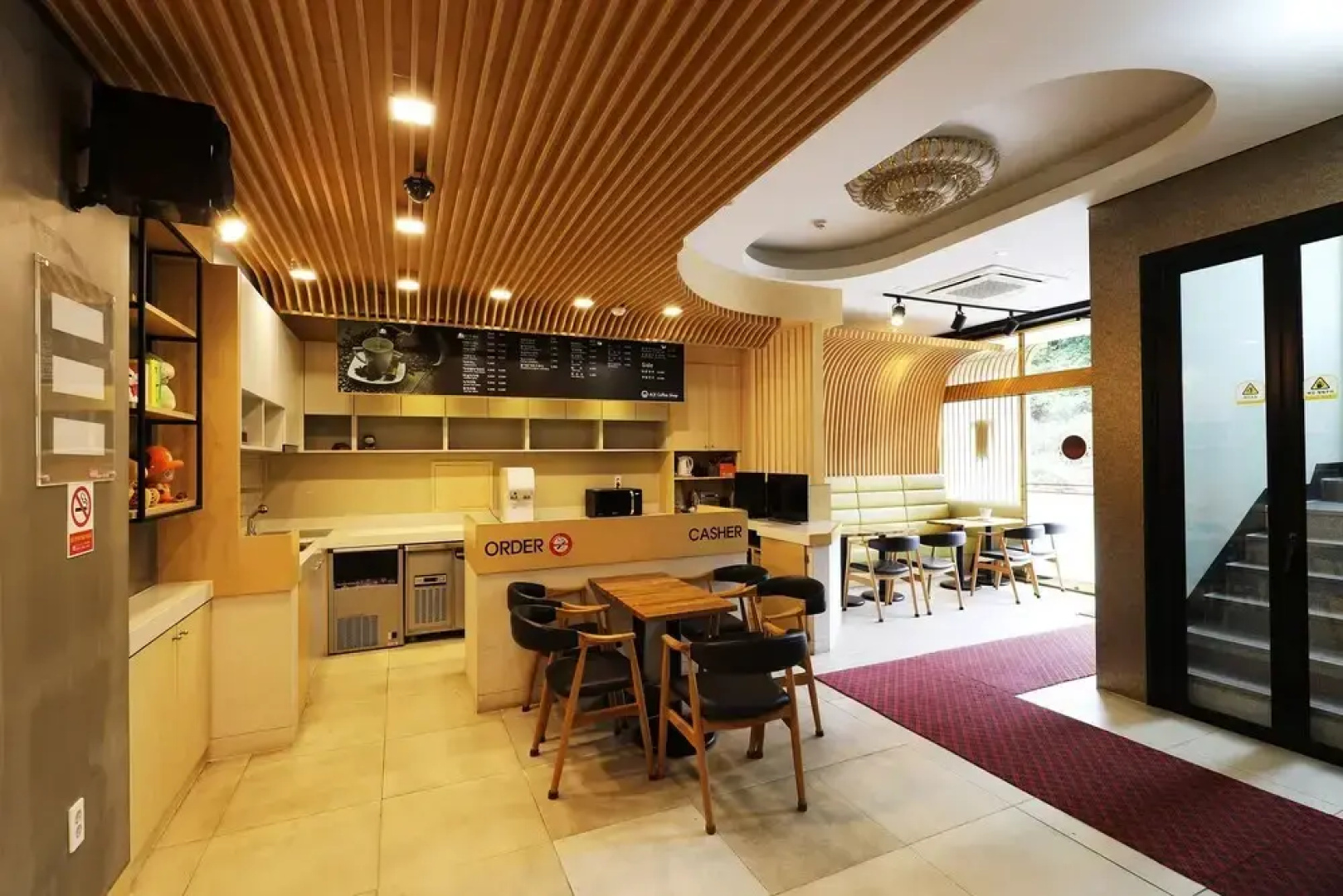 Ace Family Hotel