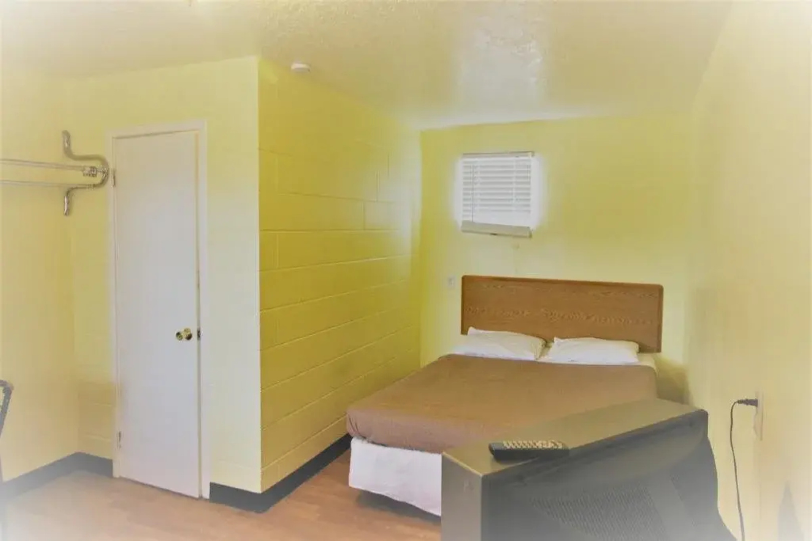 Sunland Inn