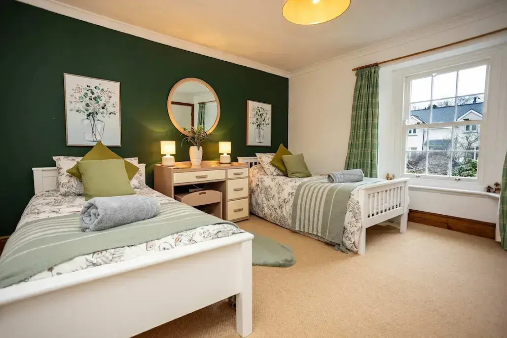 Hall House 3 Bedroom House St Florence