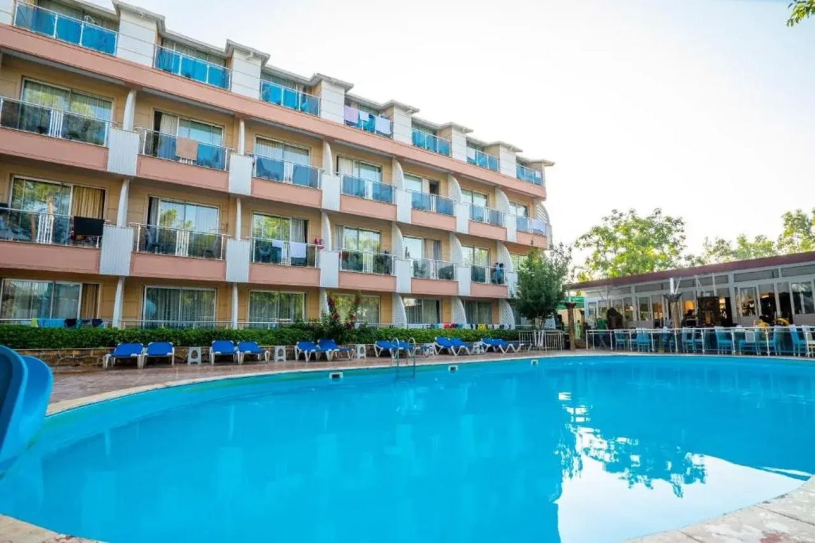 Aperion Beach  Hotel