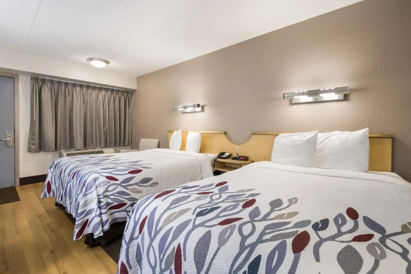 Red Roof Inn Rockford East – Casino District