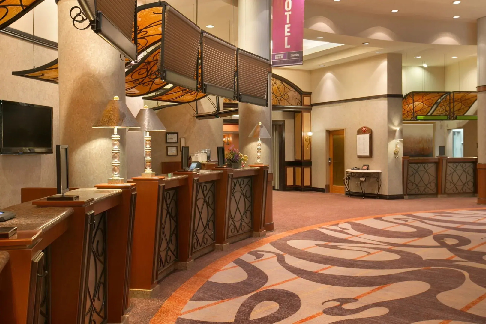 Harrah's Council Bluffs – A Caesars Rewards Destination