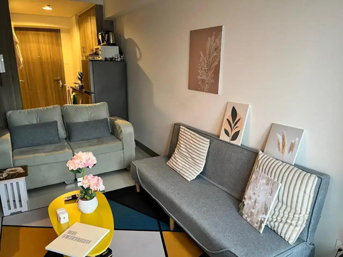 Beautiful 1bed condo Nr Airport, MOA, Makati, Bay