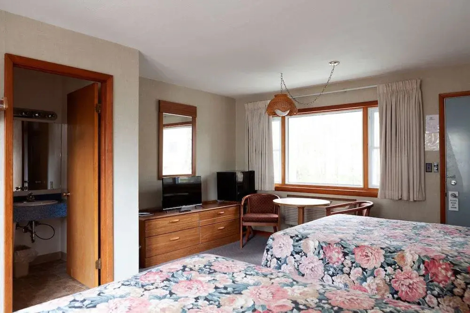 Town and Country Motor Inn