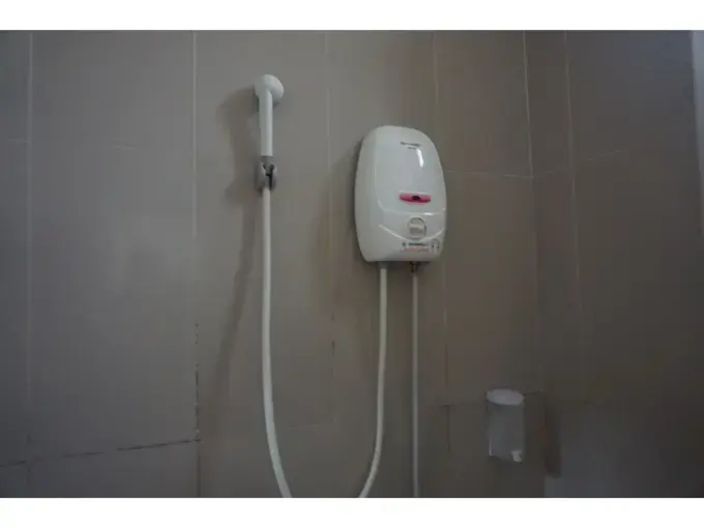 Wetsawat Place Hotel