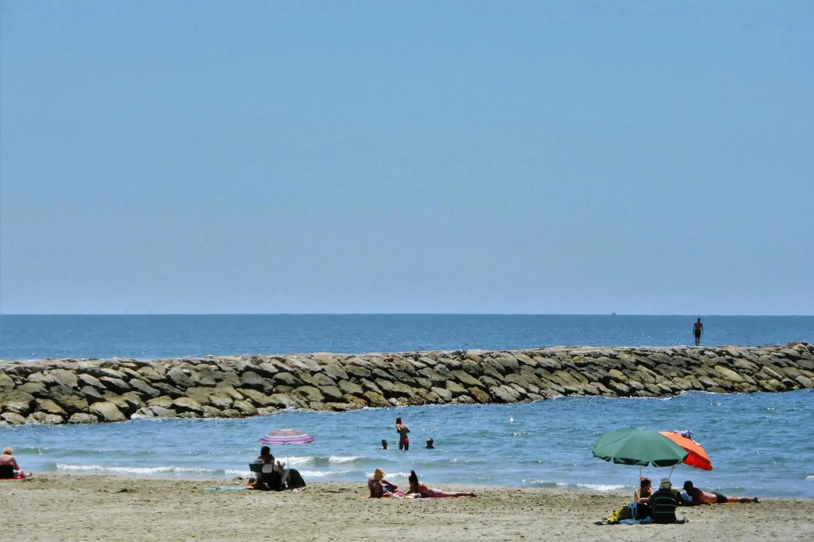 Holiday Cottage With Private Terrace, Bellegarde