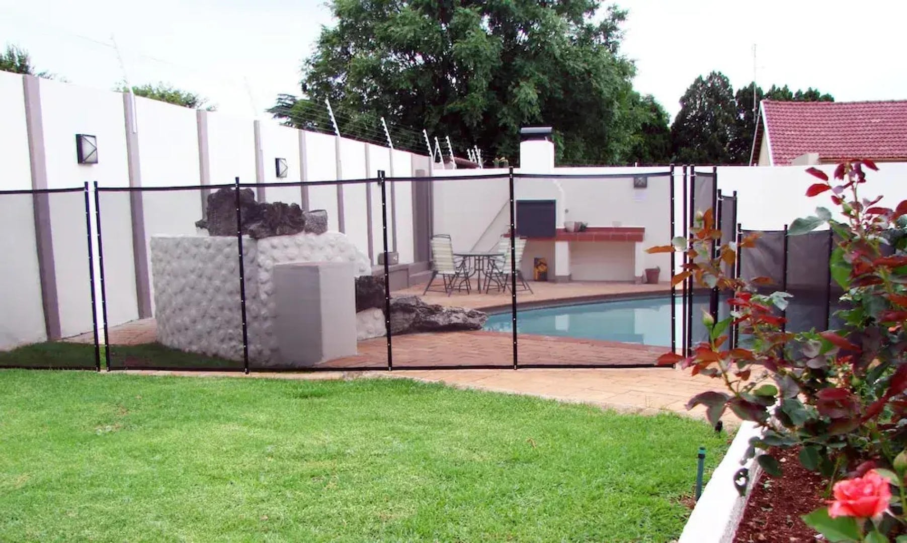 17 on 13th Guest House