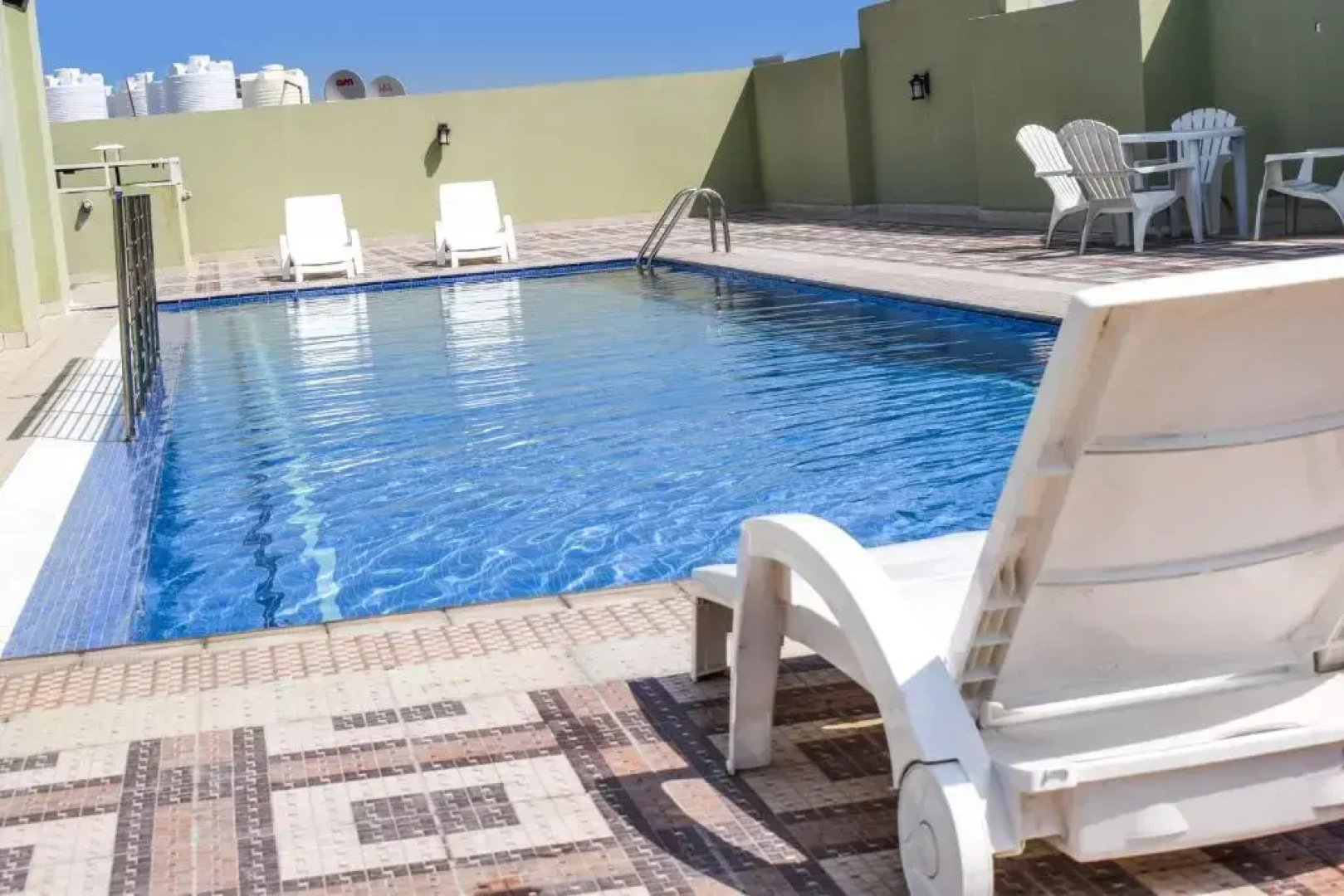 Al Mansour Park-Inn Hotel & Apartments