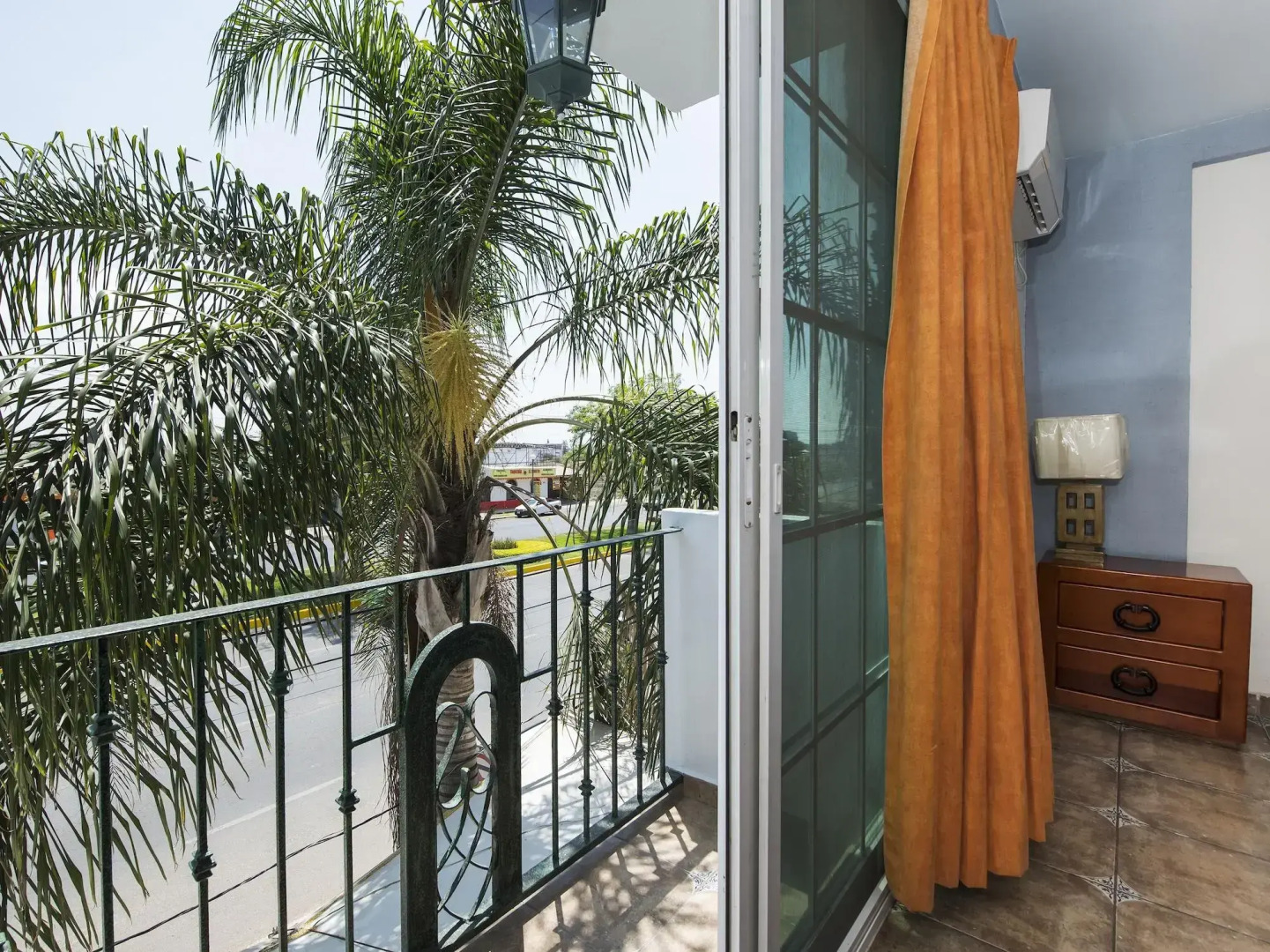 Hotel Suites de Reyes