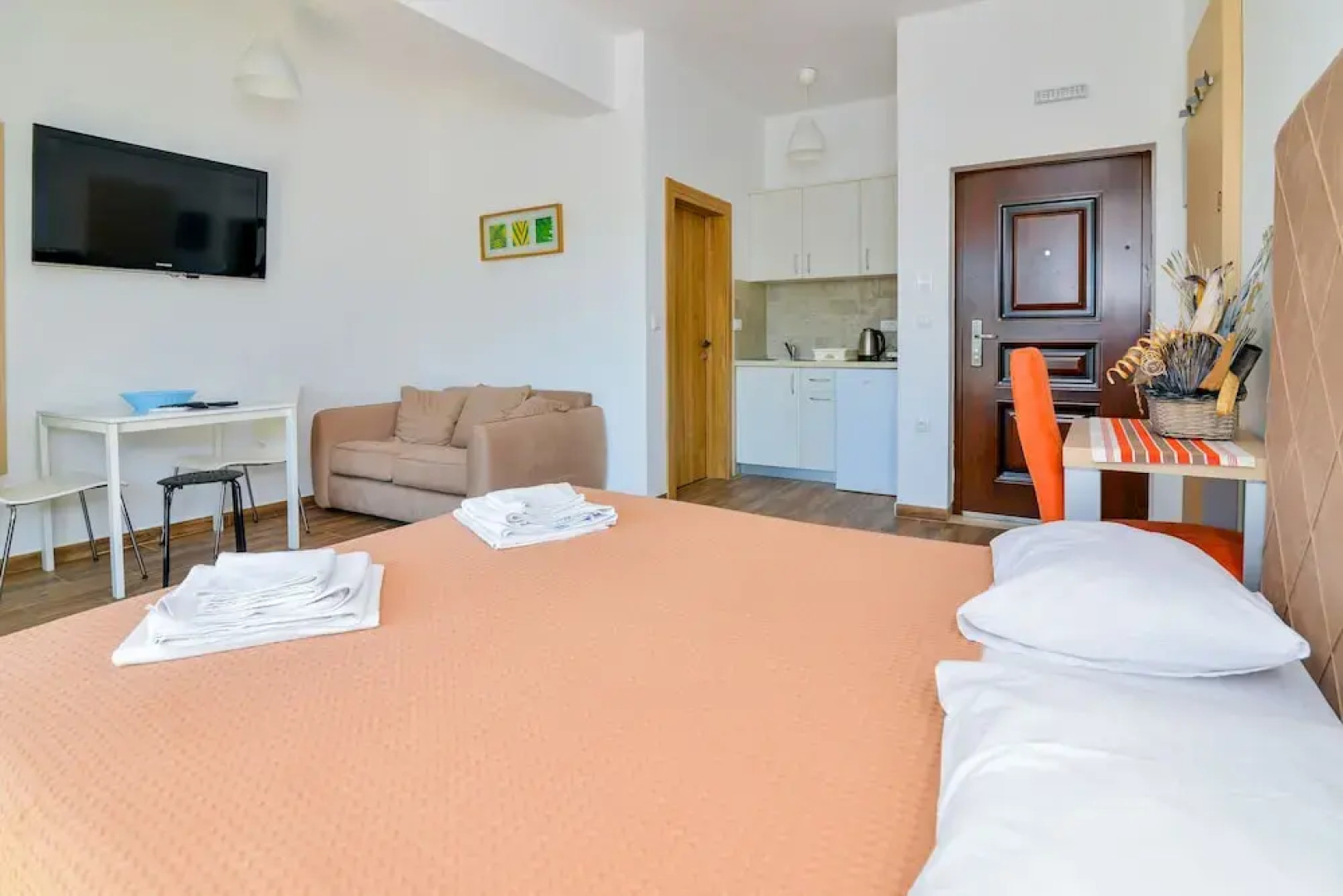 Apartments Vladimir Minna