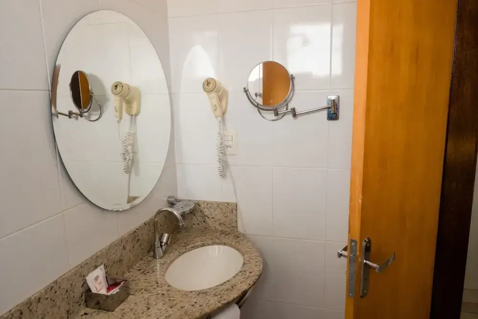 Ibituruna Center Hotel