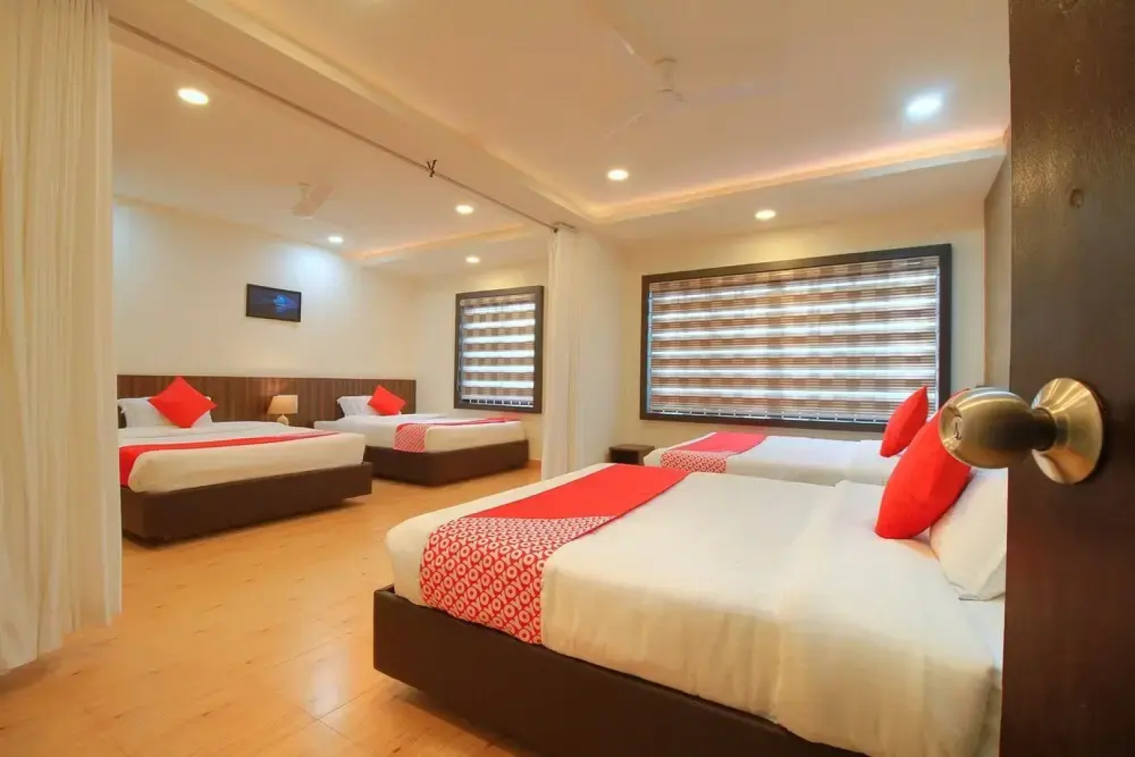 OYO 16047 Igloo Residency